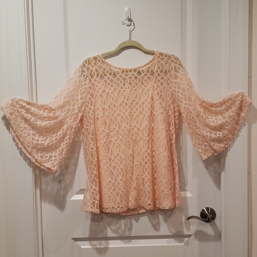 EST 1946 Light Peach lined Top Size Large
